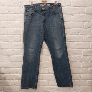 Wrangler Retro Jeans Mens 36 x 34 Relaxed Bootcut Blue Cowboy Western Whiskers.